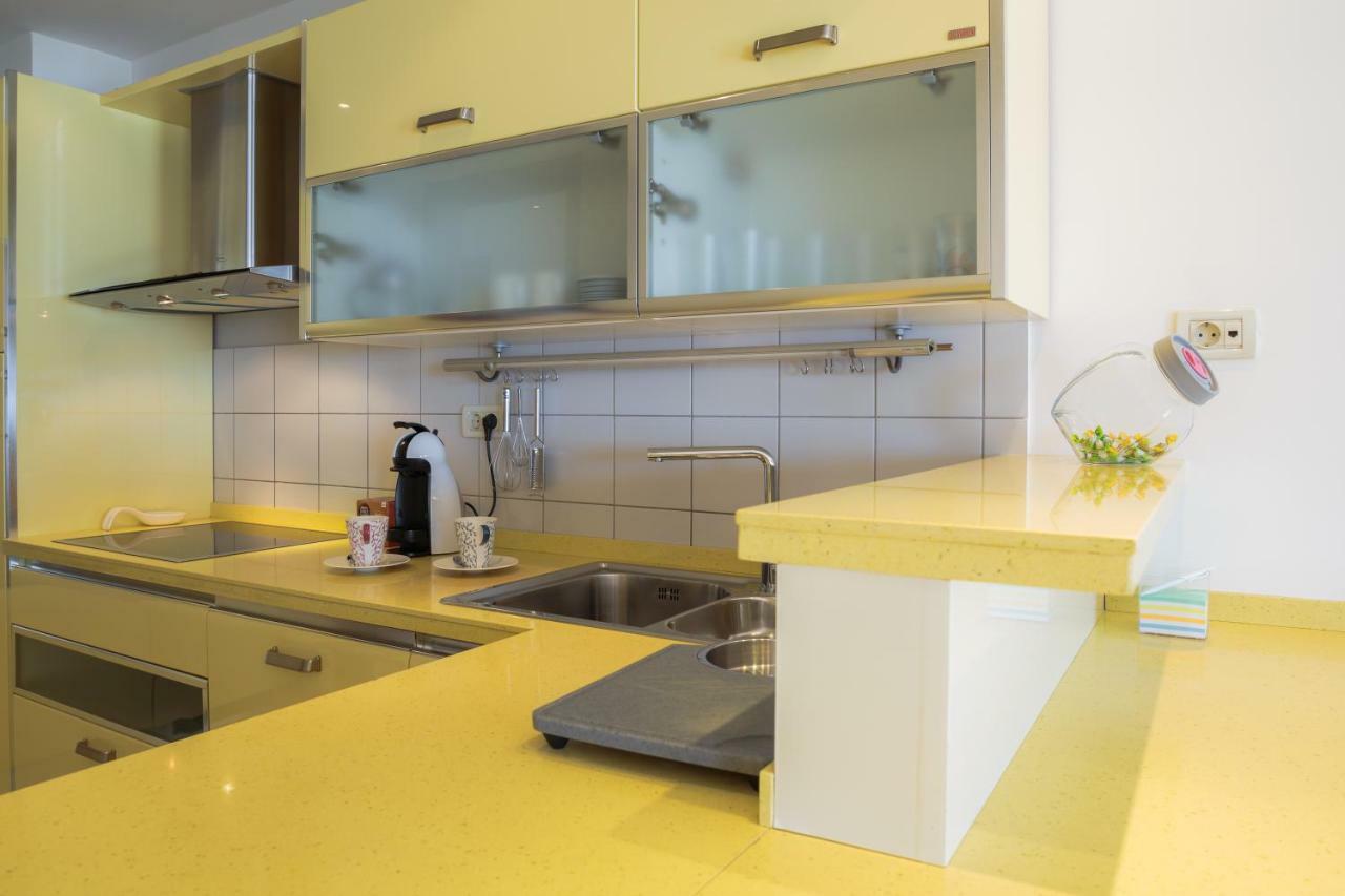 Seaside Apartment Gold 1Row สปลิท ภายนอก รูปภาพ