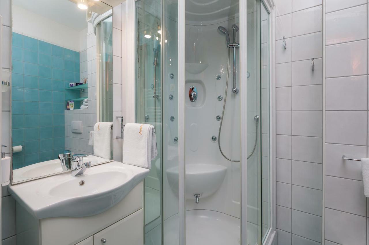 Seaside Apartment Gold 1Row สปลิท ภายนอก รูปภาพ