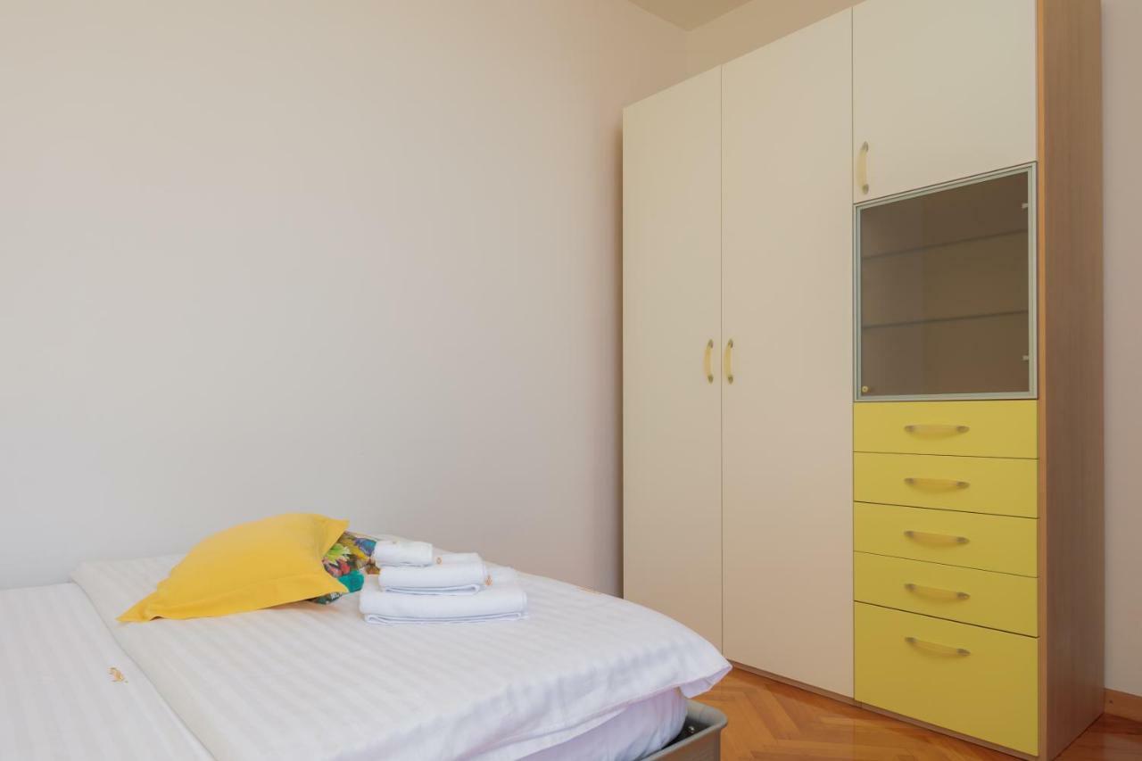 Seaside Apartment Gold 1Row สปลิท ภายนอก รูปภาพ
