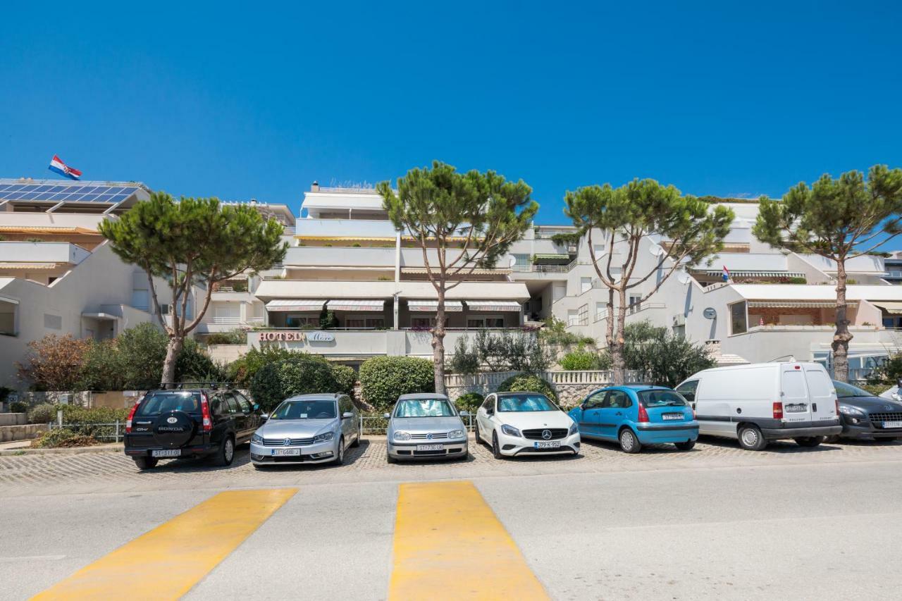 Seaside Apartment Gold 1Row สปลิท ภายนอก รูปภาพ